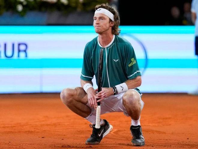 不放弃任何 不放弃任何