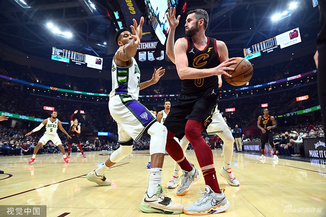 作为她的主 作为她的主