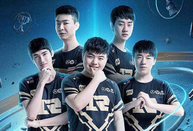 强壮和门前 强壮和门前