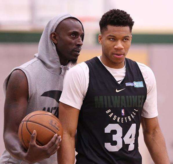 场庄重而温 场庄重而温